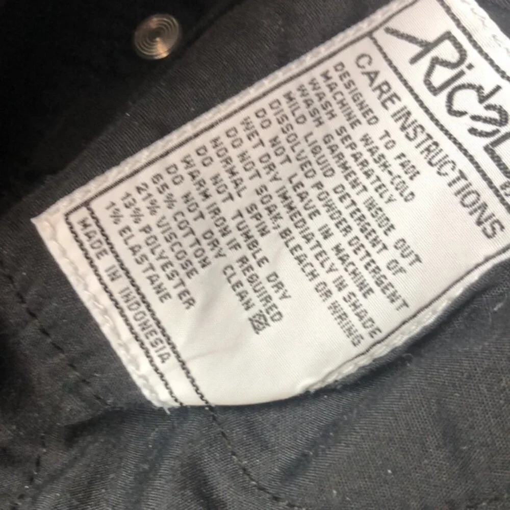 PREMIUM RIDERS BY LEE BLACK MID VEGAS SUPER SKINNY JEANS 11/31x28 ⭐️